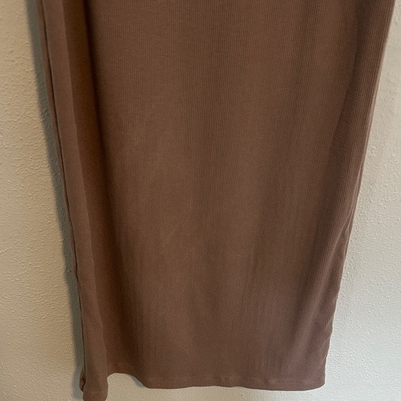 Wilfred Taupe ribbed Sleeveless Midi Dress - Picture 4 of 4